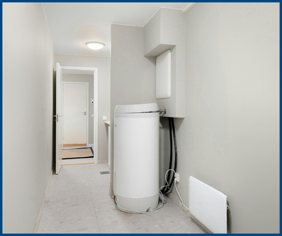 Tankless vs Traditional Water Heaters: Space Water Heater
